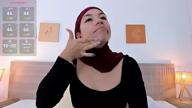 Snapshot of aisha_vs chatting on October 2025 01:24:02 PM aisha vs online show from October 2025 01:24:02 PM