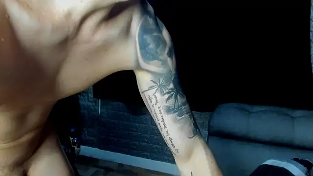 Snapshot of Dmtry6 chatting on March 2026 11:22:02 PM Dmtry6 online show from March 2026 11:22:02 PM