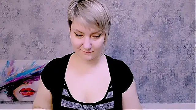 Djullia online show from February 2025 06:10:02 AM