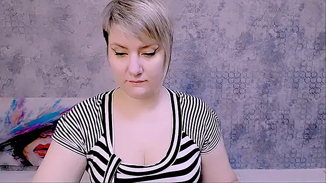 Djullia online show from February 2025 06:09:02 AM