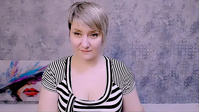 Djullia online show from February 2025 03:29:01 PM