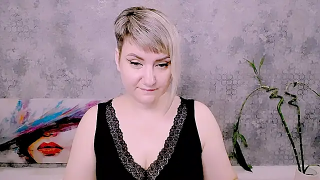 Djullia online show from July 2026 05:13:01 AM