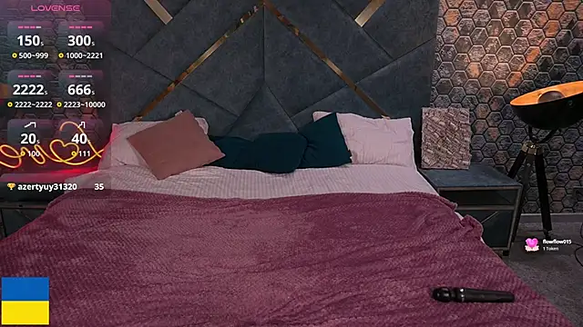 Snapshot of ArolinaNight chatting on November 2025 11:27:02 PM ArolinaNight online show from November 2025 11:27:02 PM