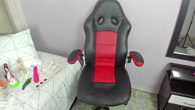 Snapshot of mila_katts chatting on February 2025 04:31:01 AM mila katts online show from February 2025 04:31:01 AM