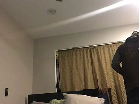 Londonfrotadejr online show from December 2024 06:36:01 AM