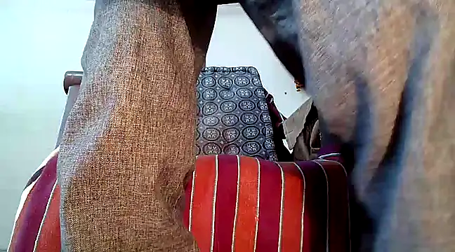 manan28 online show from December 2024 03:47:02 AM