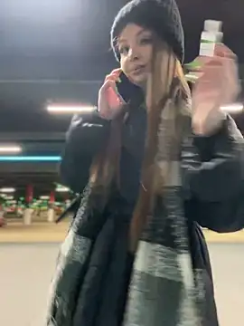 Snapshot of KrisMagnoly chatting on December 2024 05:04:01 PM KrisMagnoly online show from December 2024 05:04:01 PM