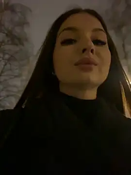 Snapshot of KrisMagnoly chatting on December 2024 07:00:02 PM KrisMagnoly online show from December 2024 07:00:02 PM