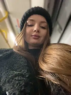 Snapshot of KrisMagnoly chatting on January 2025 03:46:02 PM KrisMagnoly online show from January 2025 03:46:02 PM