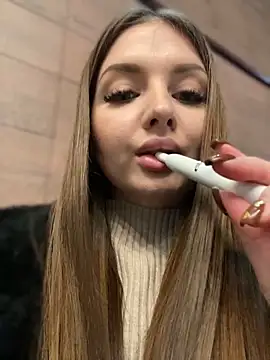 Snapshot of KrisMagnoly chatting on January 2025 05:28:02 PM KrisMagnoly online show from January 2025 05:28:02 PM