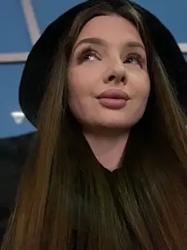 Snapshot of KrisMagnoly chatting on March 2025 04:48:01 PM KrisMagnoly online show from March 2025 04:48:01 PM