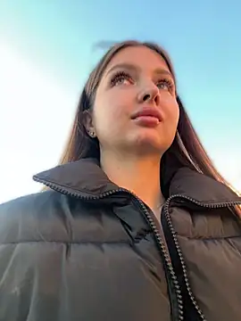 Snapshot of KrisMagnoly chatting on September 2025 03:17:02 PM KrisMagnoly online show from September 2025 03:17:02 PM