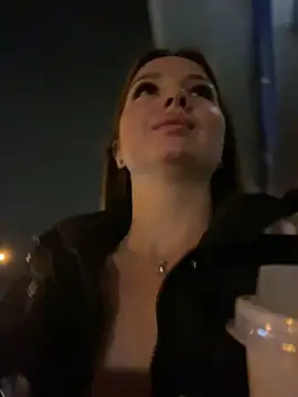 Snapshot of KrisMagnoly chatting on October 2025 04:38:02 PM KrisMagnoly online show from October 2025 04:38:02 PM