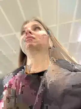 Snapshot of KrisMagnoly chatting on October 2025 05:23:02 PM KrisMagnoly online show from October 2025 05:23:02 PM