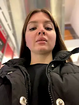 Snapshot of KrisMagnoly chatting on October 2025 02:30:01 PM KrisMagnoly online show from October 2025 02:30:01 PM