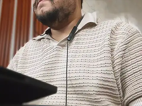 Snapshot of A4h_odin1 chatting on October 2025 08:14:01 AM A4h odin1 online show from October 2025 08:14:01 AM