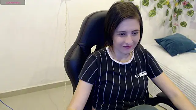 tania sweet   online show from January 2025 04:04:01 PM