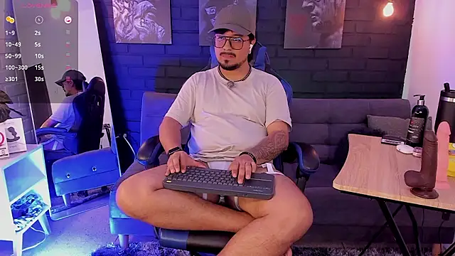 DaviidEvans  online show from February 2026 05:35:01 PM