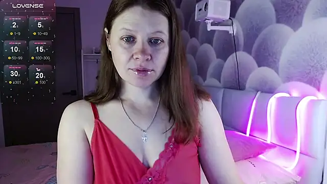 Snapshot of alekasamui chatting on November 2025 10:10:02 PM alekasamui online show from November 2025 10:10:02 PM