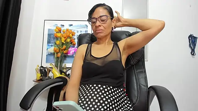 Aries Mature online show from January 2026 06:45:01 PM