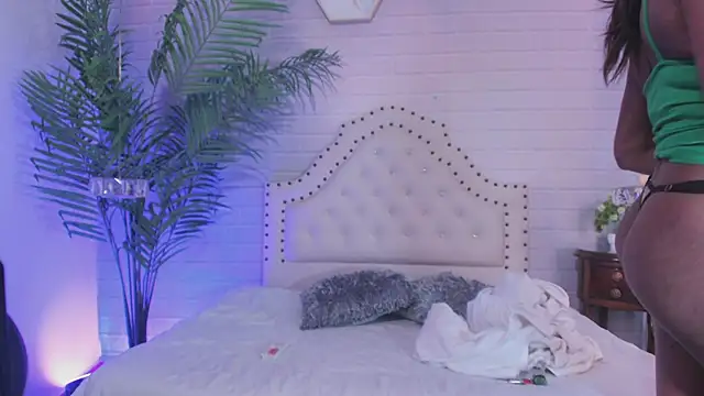 Tayra Siny online show from February 2025 12:25:02 PM