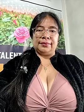   valentina18 online show from April 2026 01:01:02 PM