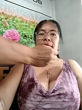   valentina18 online show from July 2026 12:59:01 PM
