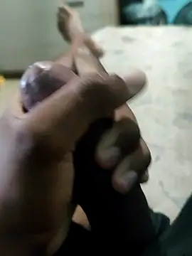 Snapshot of Arthu2r chatting on November 2025 11:55:02 AM Arthu2r online show from November 2025 11:55:02 AM