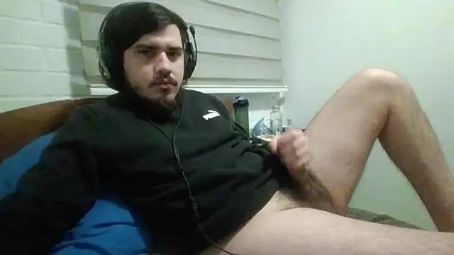 Snapshot of hung_weeb chatting on July 2026 05:58:02 AM hung weeb online show from July 2026 05:58:02 AM