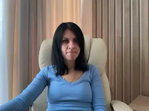 Snapshot of InjaAtHome chatting on October 2025 08:04:01 AM InjaAtHome online show from October 2025 08:04:01 AM