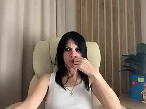 Snapshot of InjaAtHome chatting on March 2026 07:17:01 PM InjaAtHome online show from March 2026 07:17:01 PM