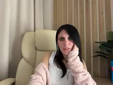 Snapshot of InjaAtHome chatting on March 2026 06:36:01 PM InjaAtHome online show from March 2026 06:36:01 PM