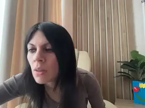 Snapshot of InjaAtHome chatting on April 2026 07:53:01 AM InjaAtHome online show from April 2026 07:53:01 AM