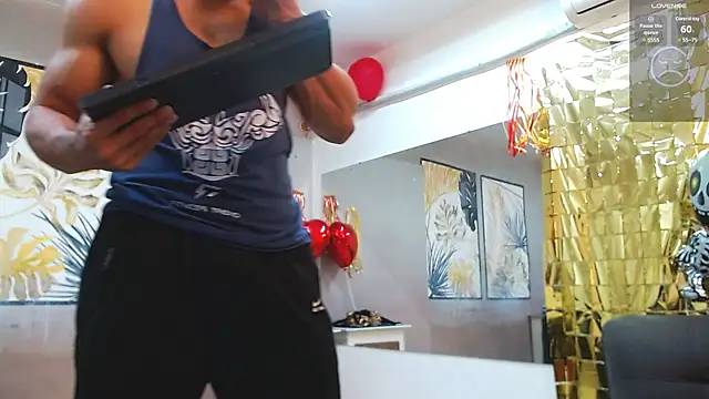 Snapshot of ChoreyTaiylor chatting on March 2025 02:42:02 PM ChoreyTaiylor online show from March 2025 02:42:02 PM