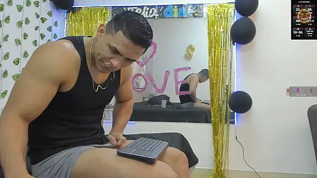 Snapshot of ChoreyTaiylor chatting on September 2025 03:05:01 PM ChoreyTaiylor online show from September 2025 03:05:01 PM