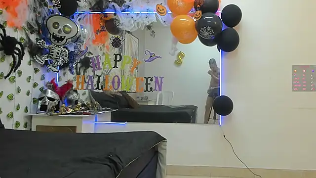 Snapshot of ChoreyTaiylor chatting on October 2025 02:26:02 PM ChoreyTaiylor online show from October 2025 02:26:02 PM