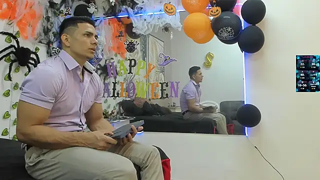 Snapshot of ChoreyTaiylor chatting on October 2025 03:13:01 PM ChoreyTaiylor online show from October 2025 03:13:01 PM