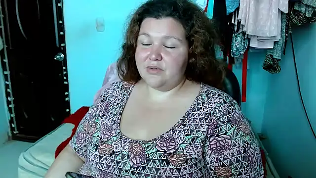 Snapshot of squirt322bbw chatting on December 2025 04:56:01 PM squirt322bbw online show from December 2025 04:56:01 PM