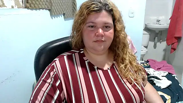 Snapshot of squirt322bbw chatting on April 2026 02:42:01 PM squirt322bbw online show from April 2026 02:42:01 PM