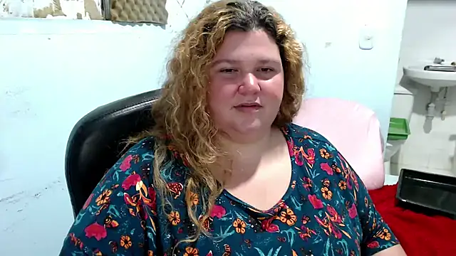 Snapshot of squirt322bbw chatting on May 2026 06:44:01 AM squirt322bbw online show from May 2026 06:44:01 AM