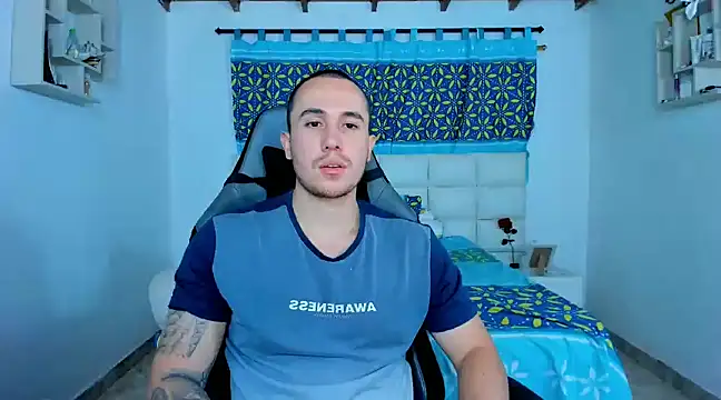 juan  jimenez online show from February 2025 11:02:01 PM