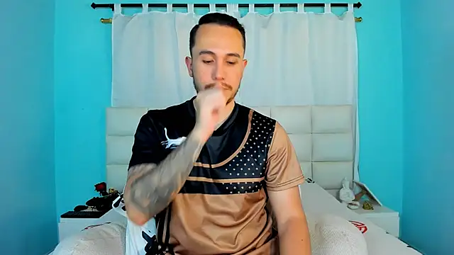 juan  jimenez online show from November 2025 01:44:01 AM