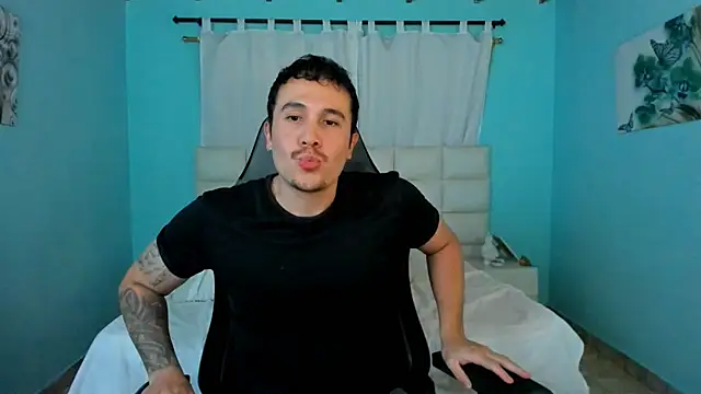 juan  jimenez online show from April 2026 09:02:01 PM