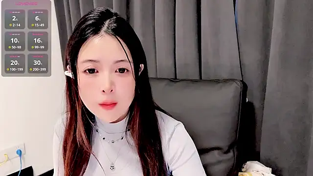 candy-yiyi online show from March 2026 02:06:02 AM