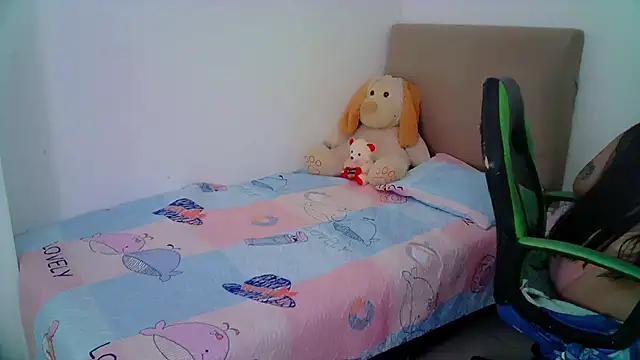  alicia z online show from January 2025 05:59:01 PM