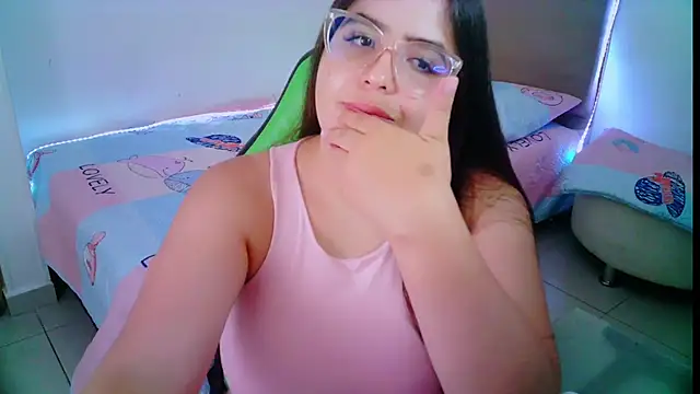  alicia z online show from February 2025 08:37:01 PM