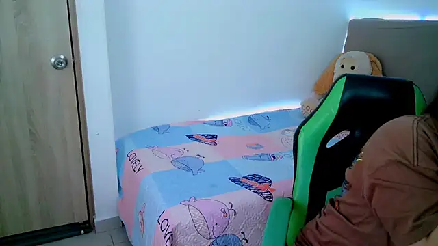  alicia z online show from February 2025 05:31:02 PM