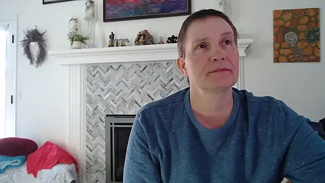 AuroraWillows online show from April 2026 04:26:01 PM