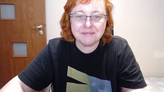 Snapshot of JoannaAndNeighbour chatting on January 2025 08:11:02 AM JoannaAndNeighbour online show from January 2025 08:11:02 AM