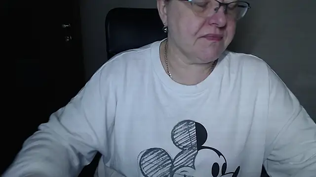 Snapshot of JoannaAndNeighbour chatting on February 2025 07:35:01 AM JoannaAndNeighbour online show from February 2025 07:35:01 AM